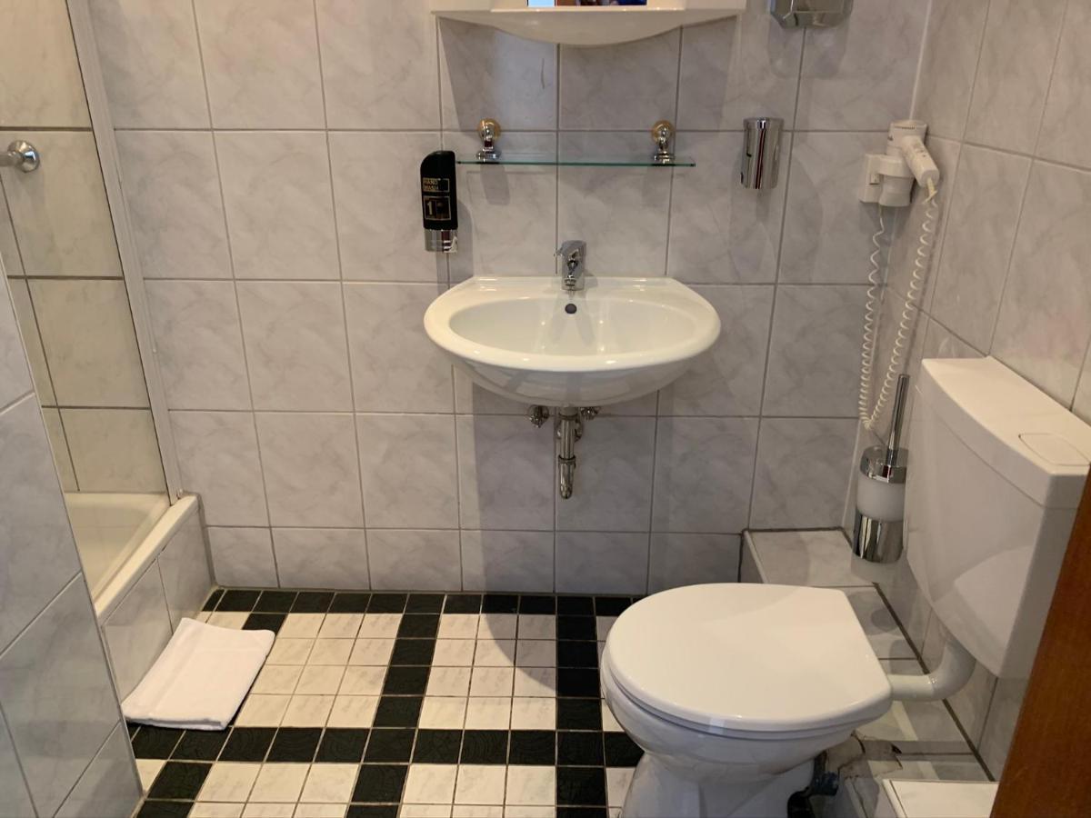 Hotel Am Ledermuseum Offenbach am Main Zewnętrze zdjęcie